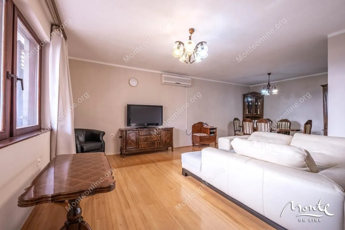 Prodaja, kuća, 153m², Tivat, Crna Gora
