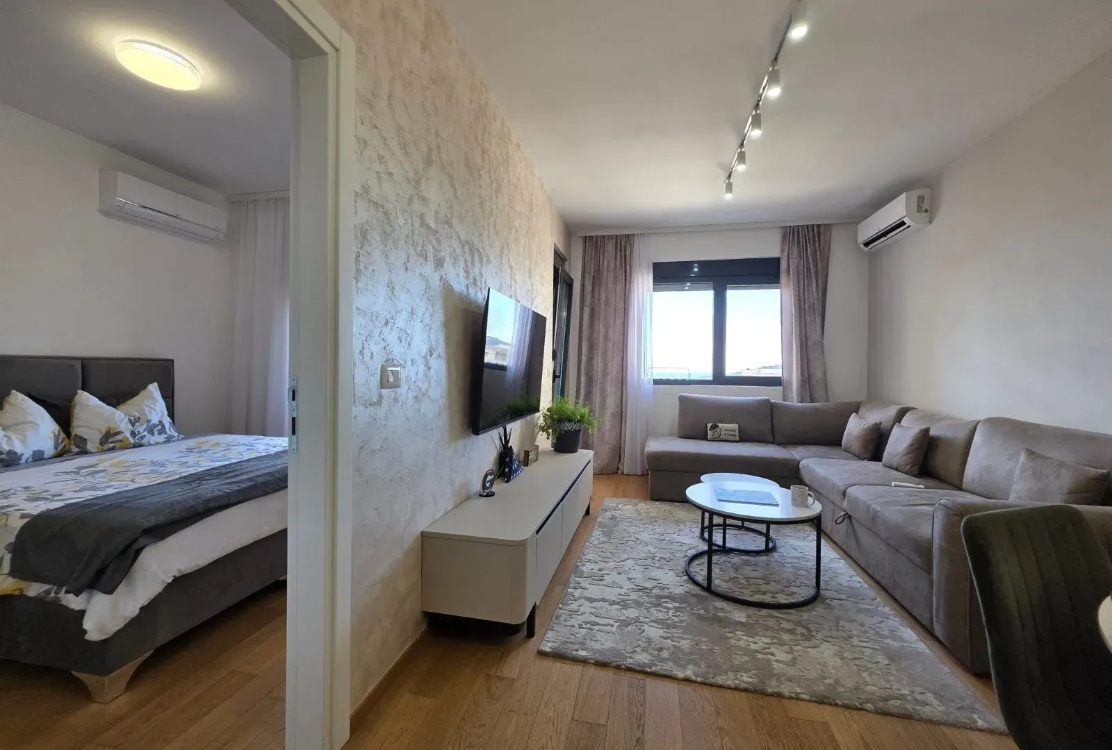 Sale, two bedroom apartment, 71m², Bečići, Budva