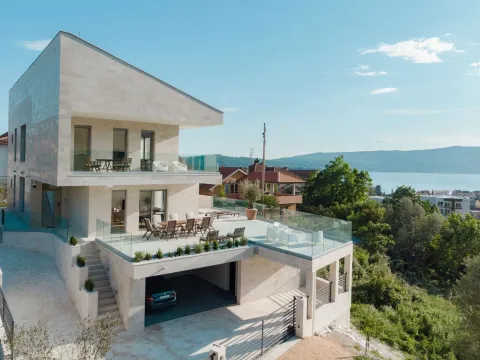 Rent, house, 273m², Marići, Tivat - image 11