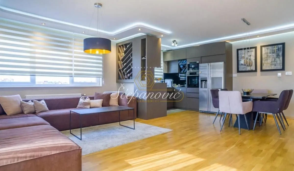 Sale, four bedroom apartment, 113m², Bulevar patrijarha Pavla, Novi Sad Sve Podlokacije