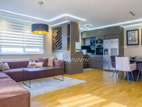 Prodaja, četvorosoban stan, 113m², Bulevar patrijarha Pavla, Novi Sad Sve Podlokacije - image 2