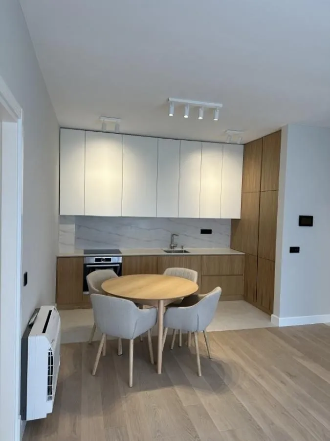 Rent, two bedroom apartment, 60m², Kotor, Crna Gora