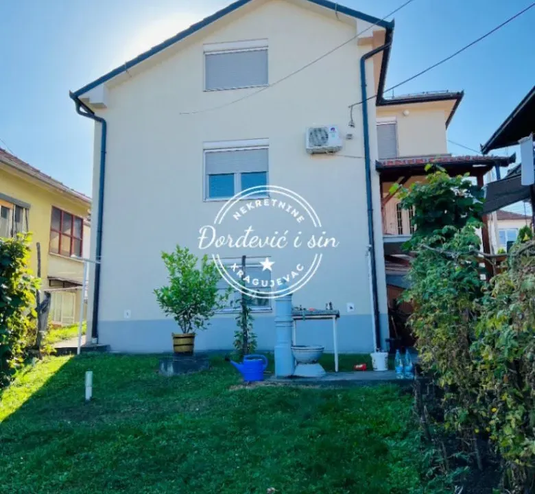 Sale, house, 190m², Kragujevac, Srbija