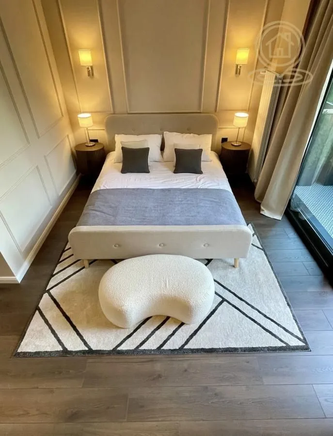 Prodaja, trosoban stan, 86m², Centar, Novi Sad