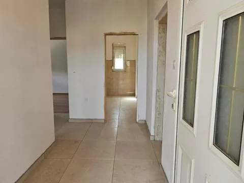 Izdavanje, dvosoban stan, 70m², Podgorica, Crna Gora - image 8