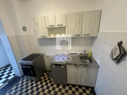 Izdavanje, trosoban stan, 64m², Stari Grad, Beograd - image 12