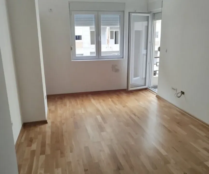 Izdavanje, jednosoban stan, 58m², Zabjelo, Podgorica