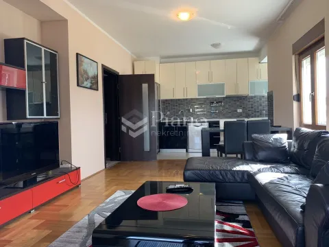 Rent, one bedroom apartment, 56m², Podgorica, Crna Gora - image 1