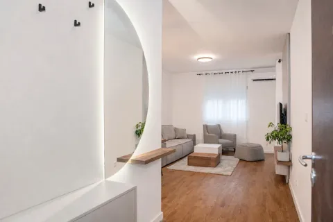 Rent, one bedroom apartment, 46m², Stari Aerodrom, Podgorica - image 2