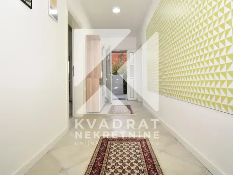 Izdavanje, trosoban stan, 100m², Zelenika, Podgorica - image 14