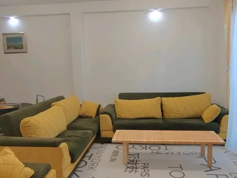 Stan in Bečići