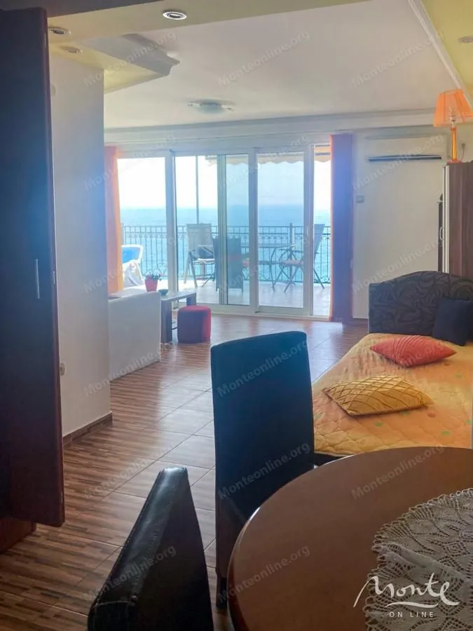 Sale, office space, 1800m², Utjeha, Bar