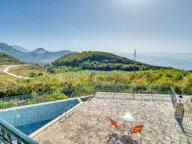 Prodaja,  kuća, 466m2, Petrovac, Budva