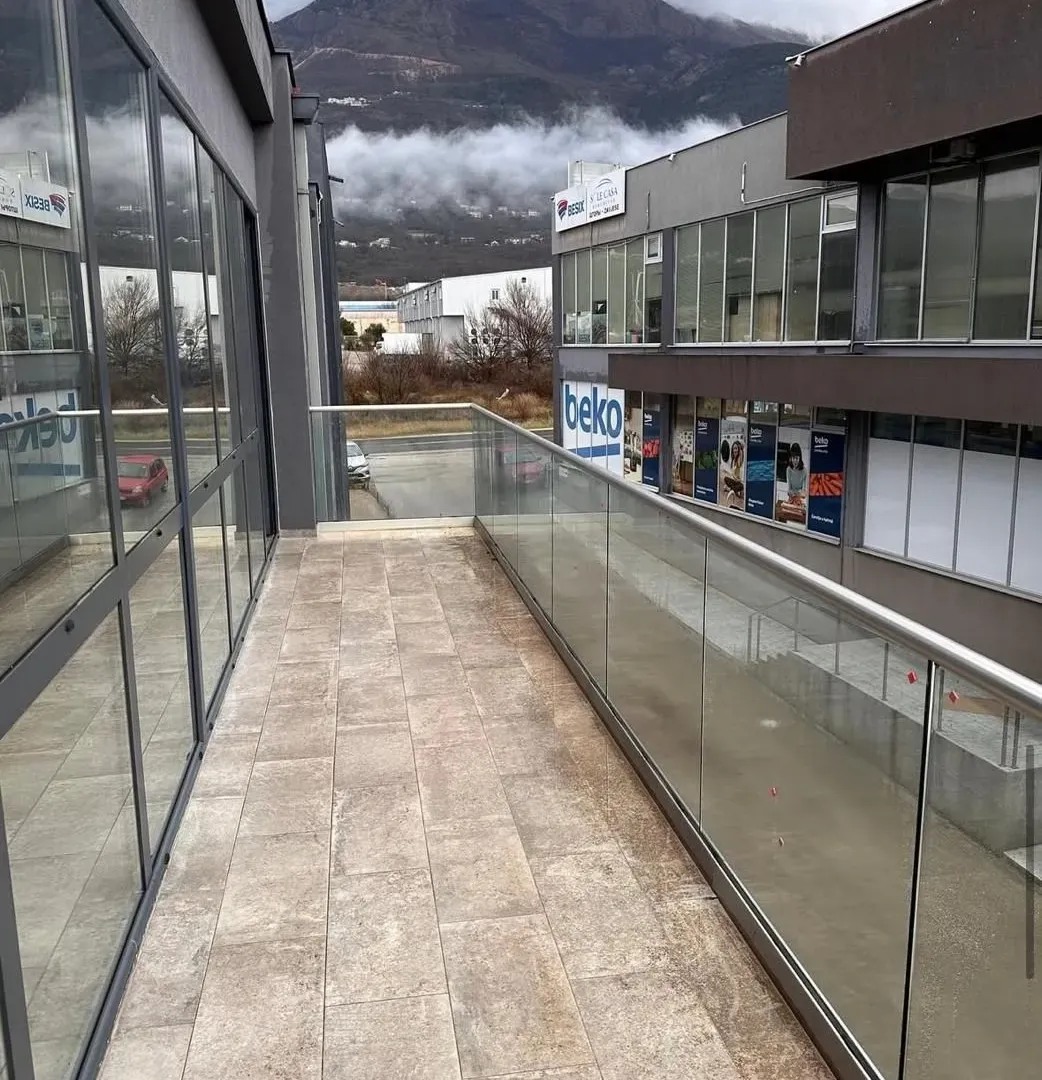 Sale, office space, 658m², Kotor, Crna Gora