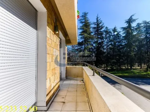 Prodaja, stan, 195m², Banovo Brdo, Beograd - image 18