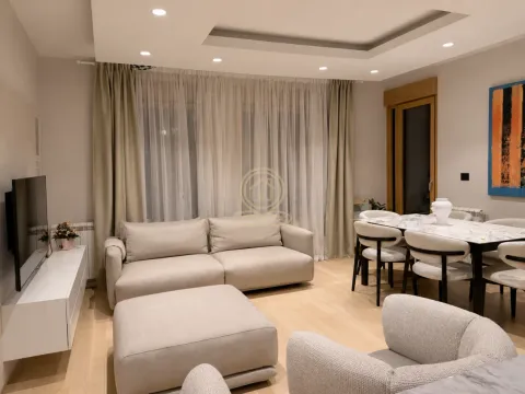 Izdavanje, četvorosoban stan, 104m², Stari Grad, Beograd - image 4