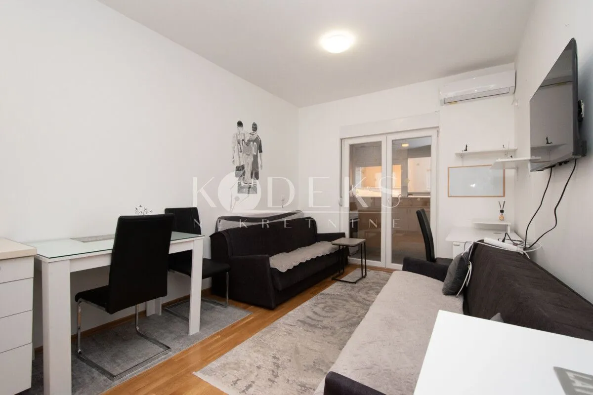 Rent, studio apartment, 26m², Tuški Put, Podgorica