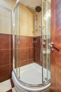 Sale, one bedroom apartment, 40m², Centar, Budva - image 10
