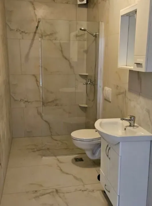 Izdavanje, stan, 65m², Marići, Tivat