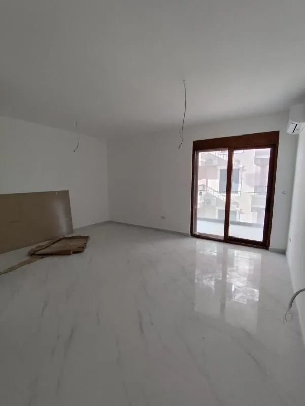 Sale, two bedroom apartment, 79m², Šušanj, Bar