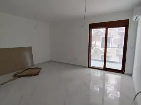 Sale, two bedroom apartment, 72m², Šušanj, Bar - image 12