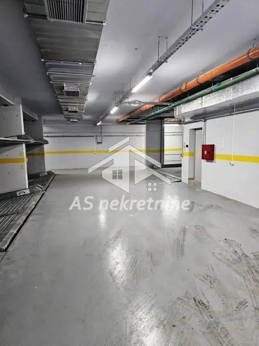 Izdavanje, trosoban stan, 74m², Lekino Brdo, Voždovac Sve Podlokacije