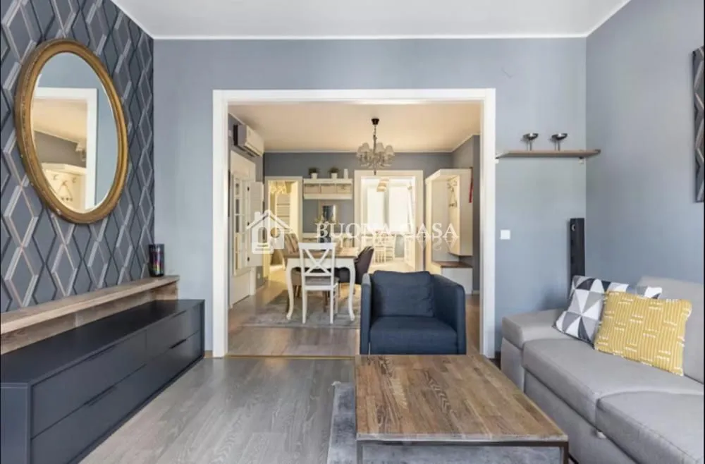 Prodaja, trosoban stan, 80m², Stari Grad, Beograd