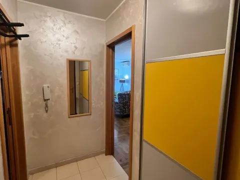 Sale, two bedroom apartment, 70m², Stari Aerodrom, Podgorica - image 8