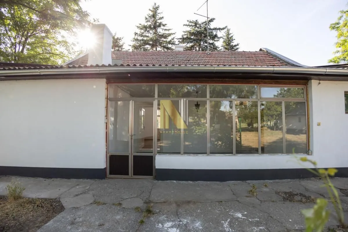 Prodaja, kuća, 275m², Srbobran, Novi Sad