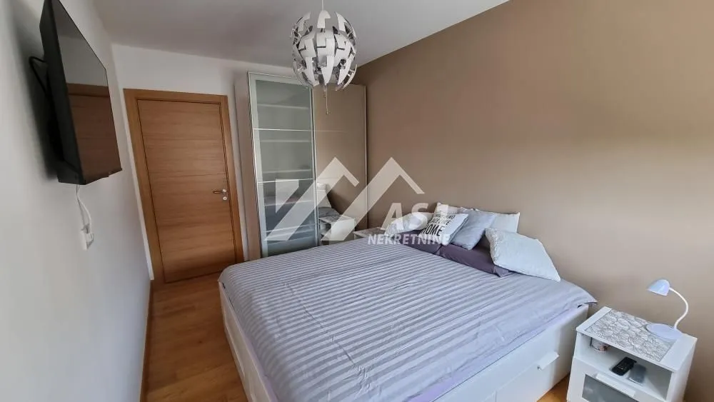 Izdavanje, trosoban stan, 66m², Rotkvarija, Novi Sad Sve Podlokacije