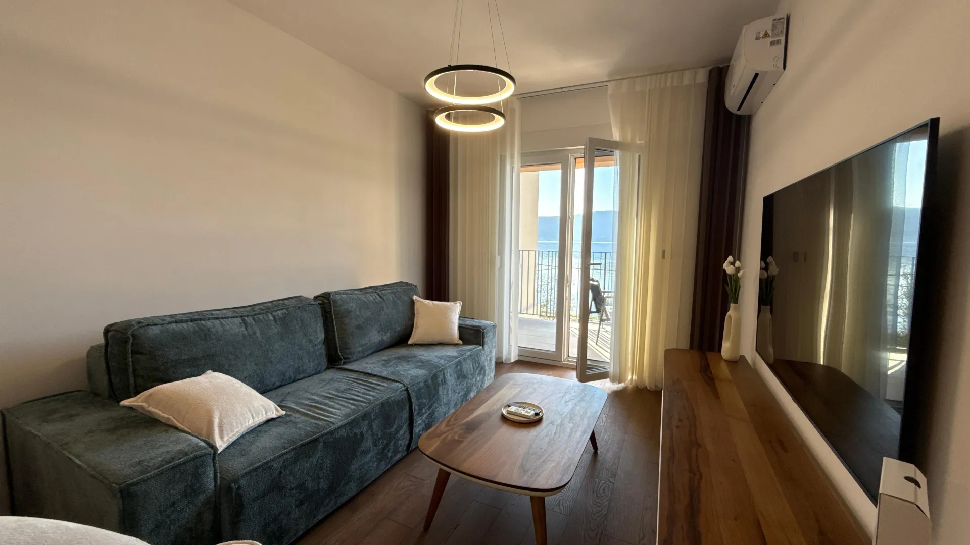 Rent, one bedroom apartment, 55m², Donja Lastva, Tivat