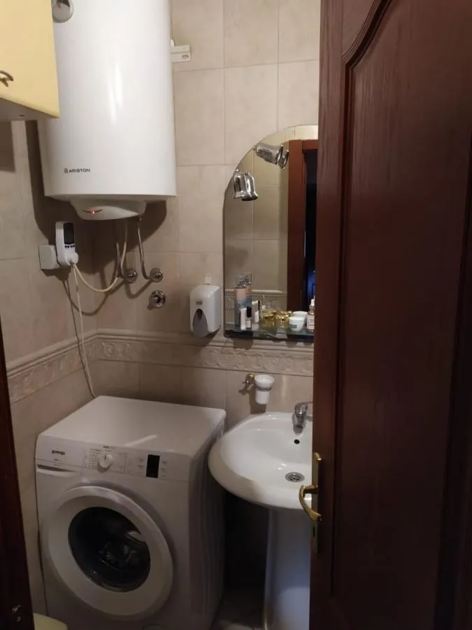 Prodaja, dvosoban stan, 95m², Podgorica, Crna Gora