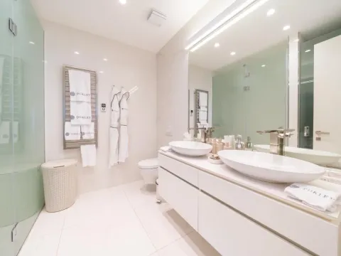 Prodaja, dvosoban stan, 146m², Budva, Crna Gora - image 26