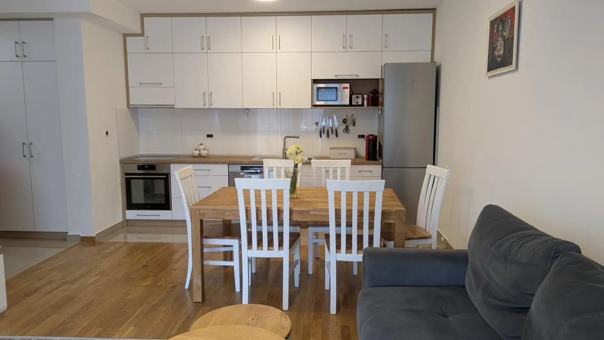 Prodaja, dvosoban stan, 67m², Sajmište, Novi Sad