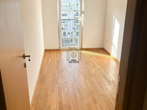 Rent, two bedroom apartment, 65m², Stari Aerodrom, Podgorica - image 14