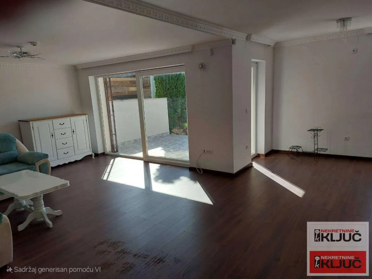 Rent, house, 225m², Veternik, Novi Sad Sve Podlokacije
