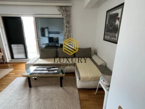 Prodaja, jednosoban stan, 44m², Petrovac, Budva - image 1