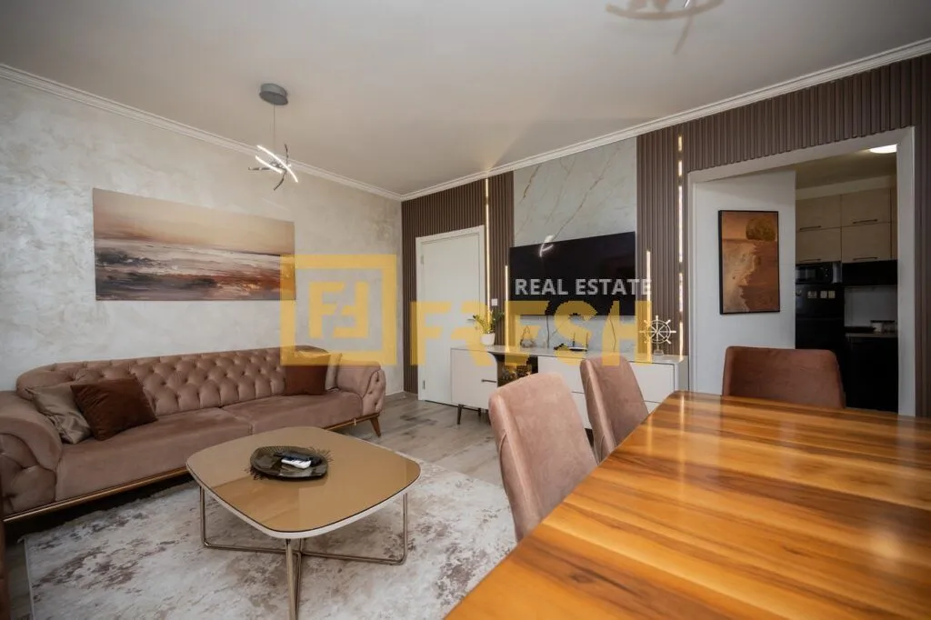 Prodaja, dvosoban stan, 68m², Dalmatinska ulica, Podgorica