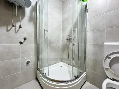 Prodaja, jednosoban stan, 45m², Stari Aerodrom, Podgorica - image 7