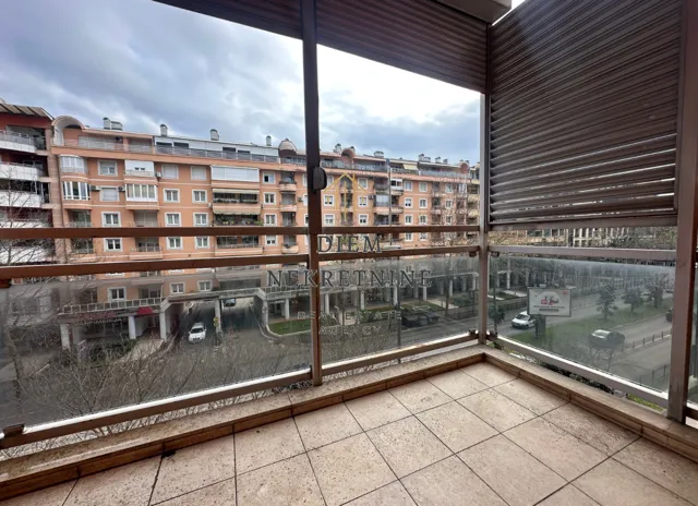 Izdavanje, jednosoban stan, 47m², Preko Morače, Podgorica