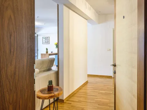 Izdavanje, dvosoban stan, 76m², Budva, Crna Gora - image 7