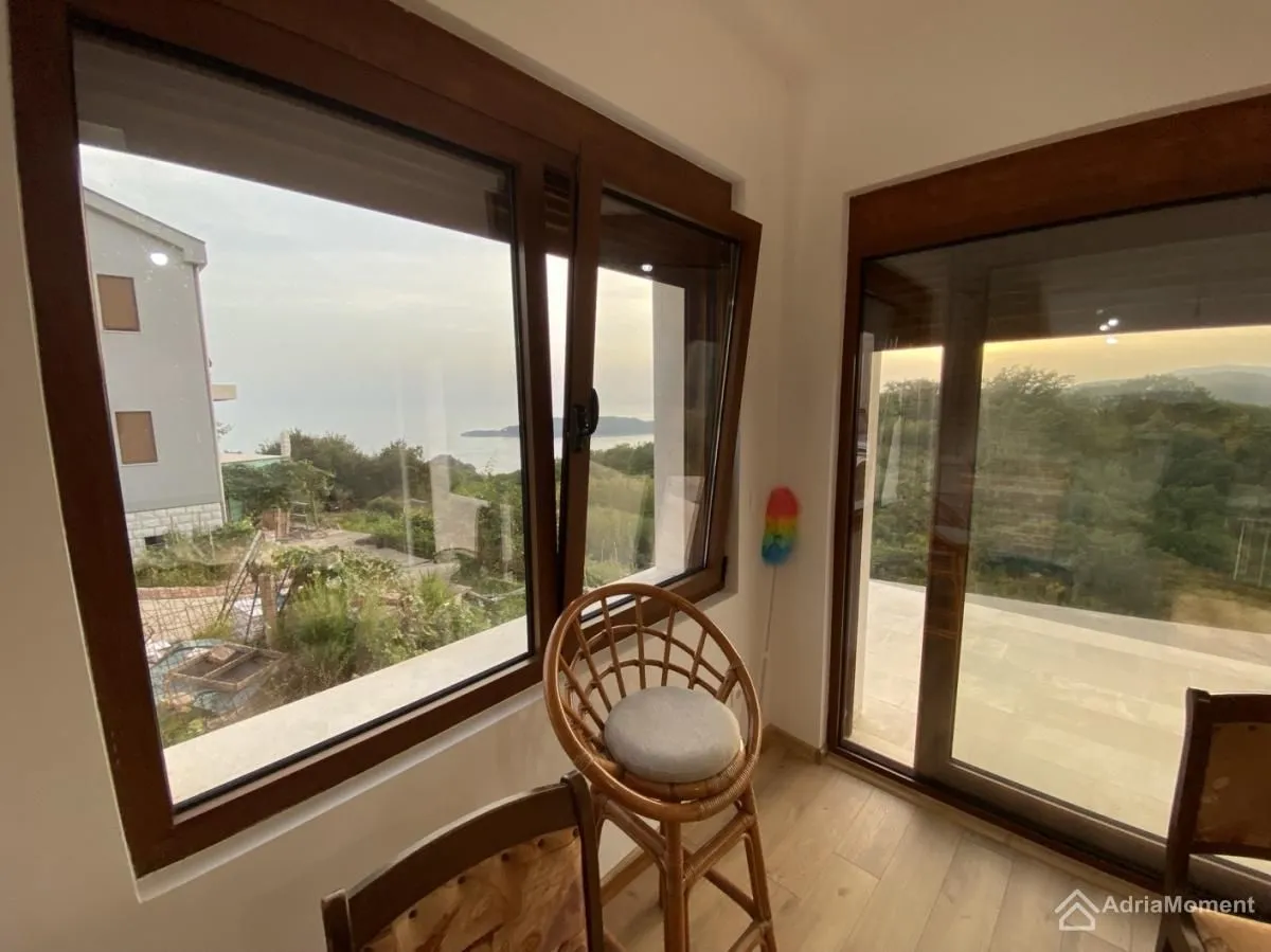 Sale, house, 400m², Bečići, Budva