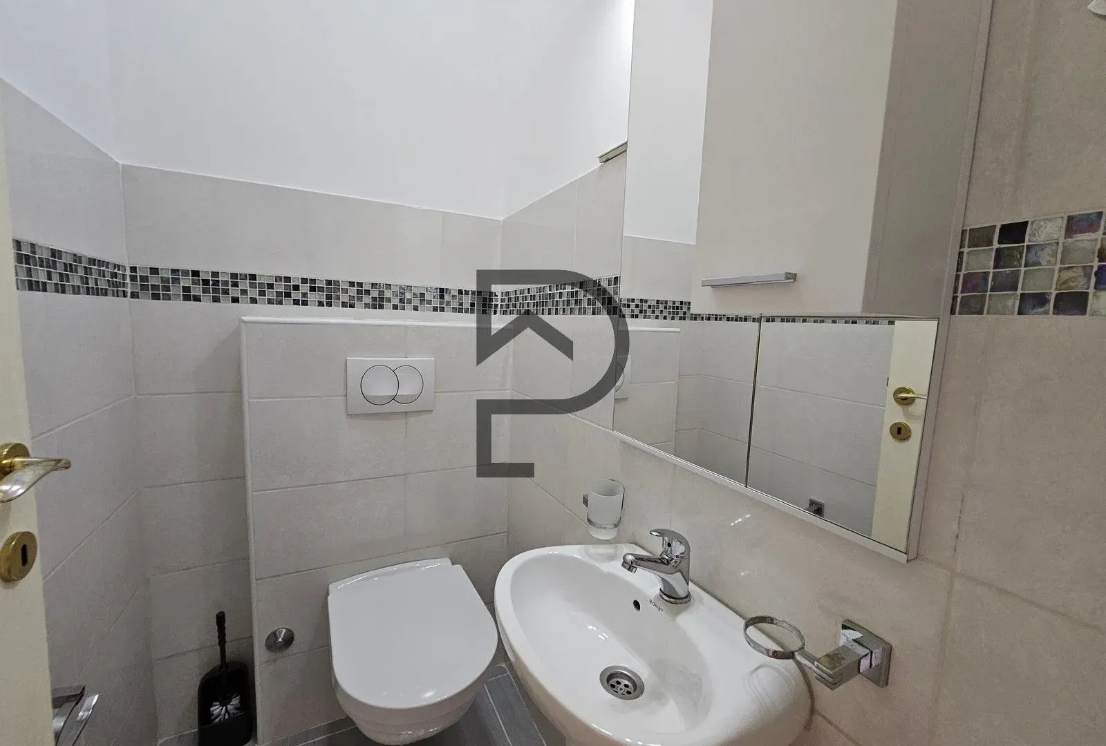 Rent, house, 120m², Tološi, Podgorica