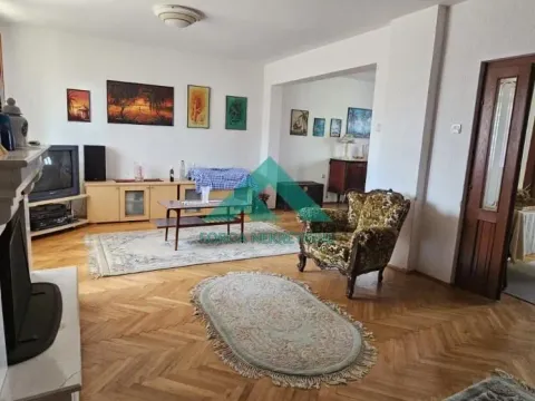 Sale, house, 380m², Čukarica, Beograd - image 12