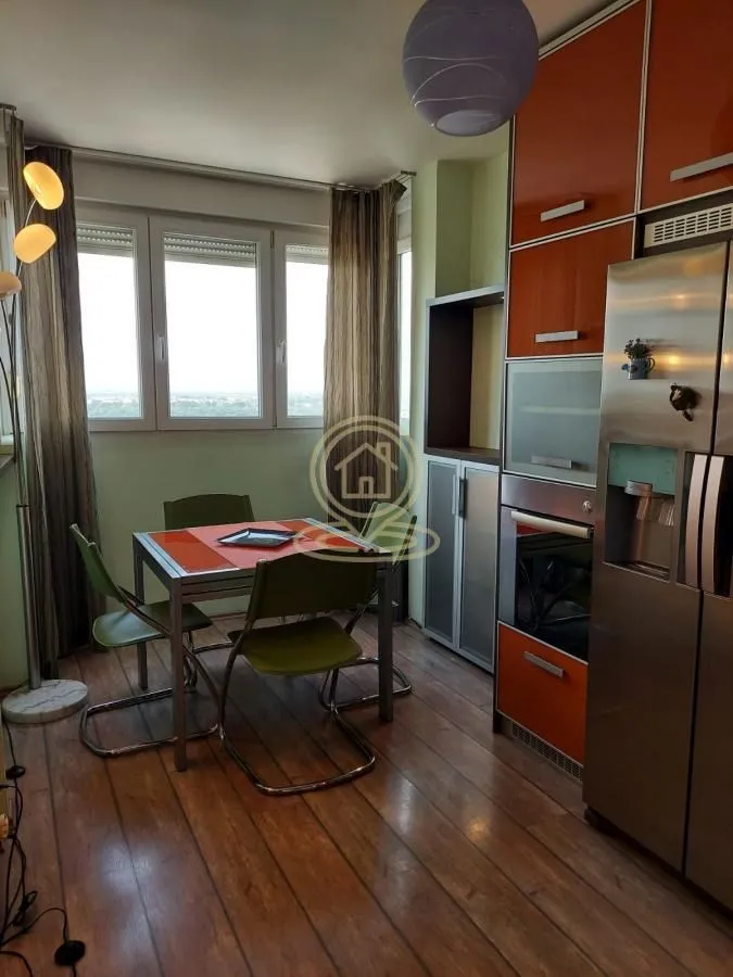Rent, four bedroom apartment, 115m², Palilula Sve Podlokacije, Beograd