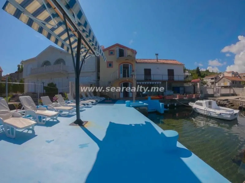 Sale, house, 160m², Đuraševići, Tivat
