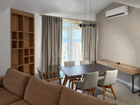 Izdavanje, stan, 185m², Tivat, Crna Gora - image 3