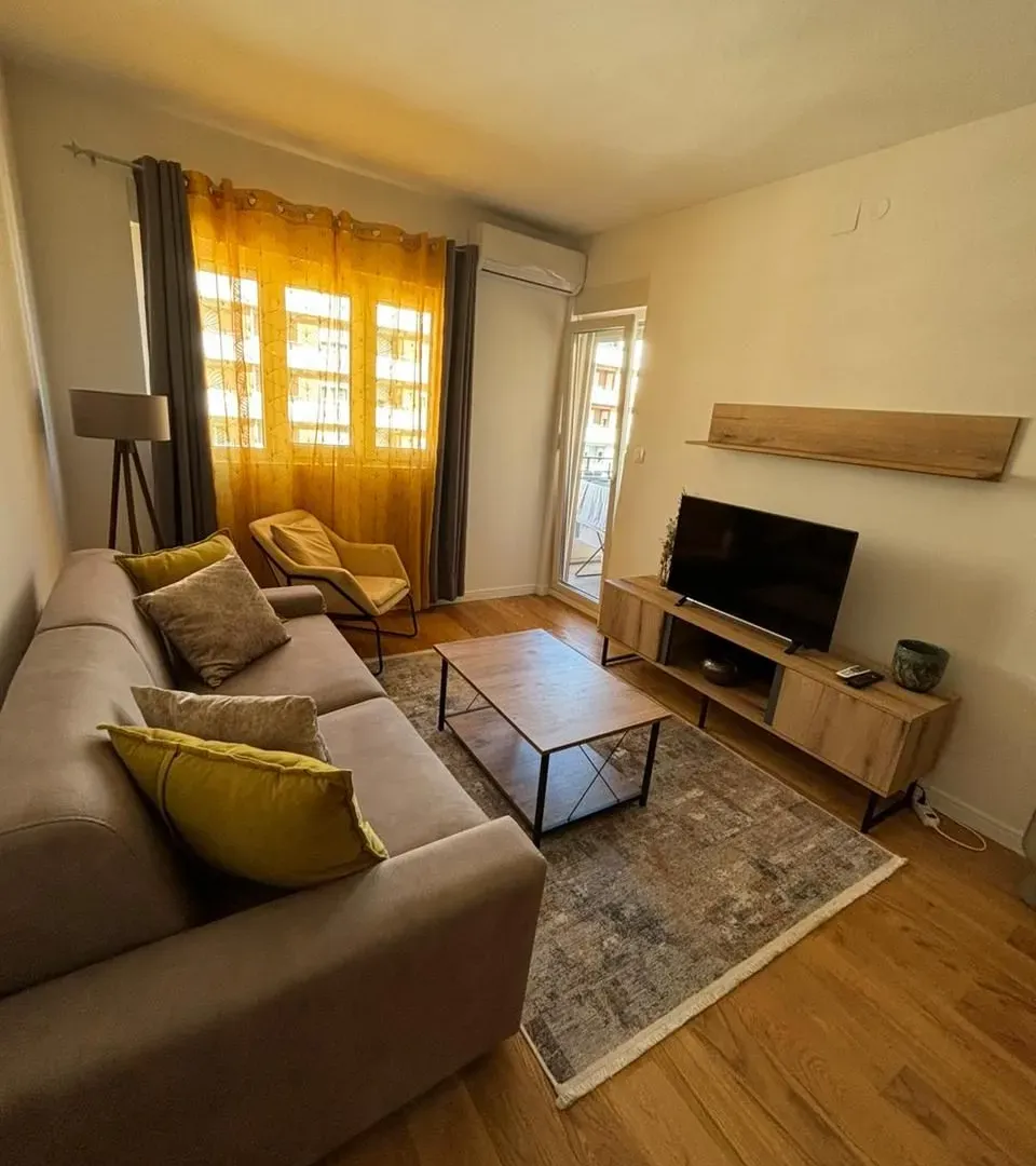 Prodaja, jednosoban stan, 46m², Central Point, Podgorica