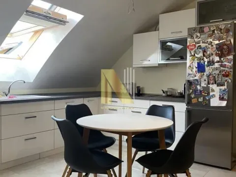 Izdavanje, trosoban stan, 190m², Bulevar Evrope, Novi Sad Sve Podlokacije - image 19