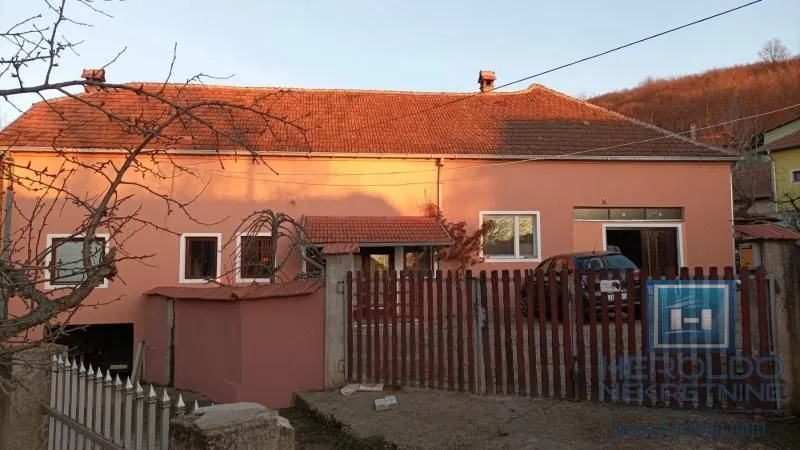 Prodaja, kuća, 500m², Despotovac, Srbija